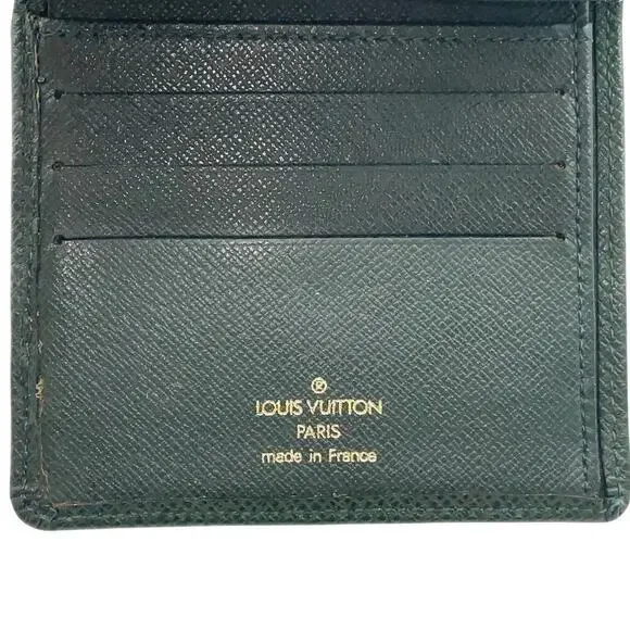 Louis Vuitton Taiga Green  3 Cult Card Wallet W/ Dust Bag - Picture 15 of 16